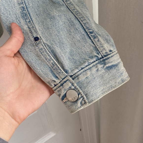 Gap | Light Denim Jean Jacket - Picture 6 of 8